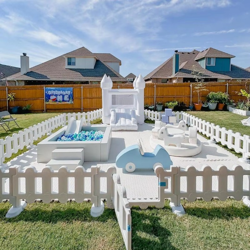 Easy-to-install portable plast - đánh giá và giá Kids Outdoor Fence